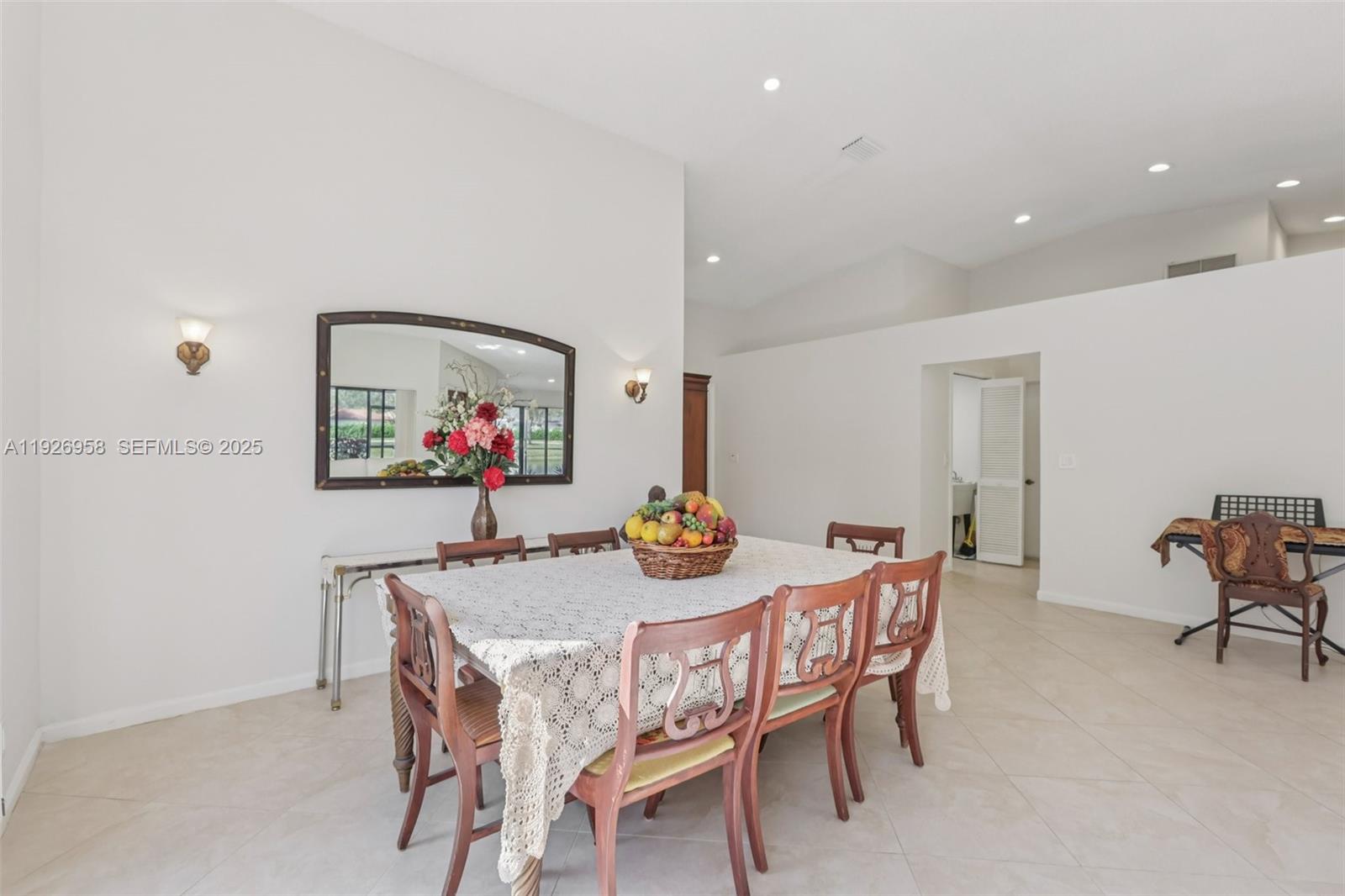 22792 Marbella Circle Boca Raton, FL 33433 - Photo 17 of 54