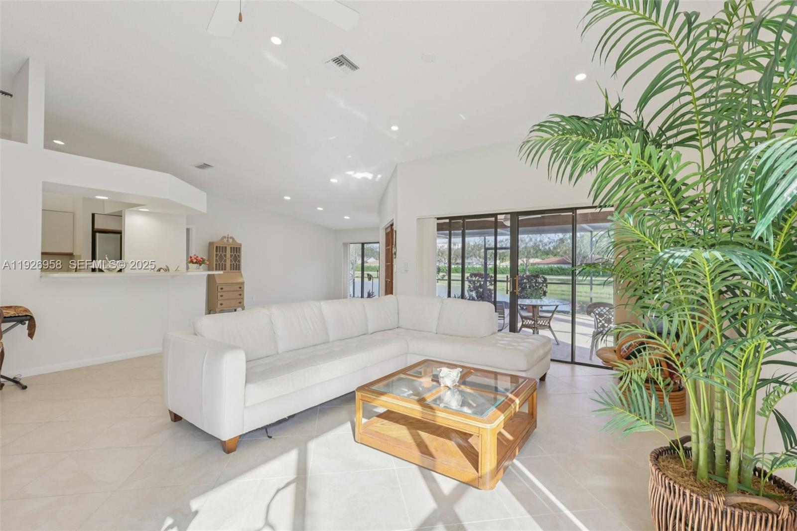 22792 Marbella Circle Boca Raton, FL 33433 - Photo 9 of 54