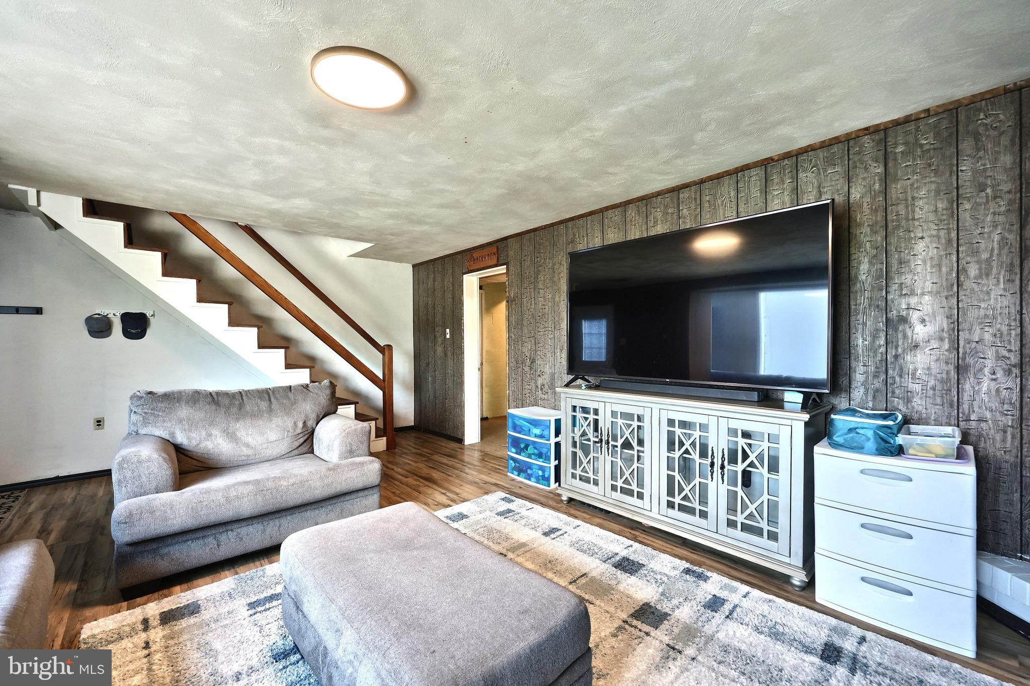 1405 Bonbar Road York, PA 17403 - Photo 25 of 41 Gallery Image 25