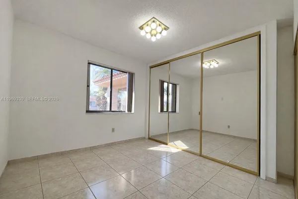 $5,200 | 2351 Southwest 92nd Place, Miami, FL 33165