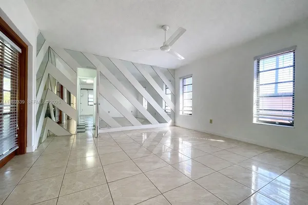 $5,200 | 2351 Southwest 92nd Place, Miami, FL 33165