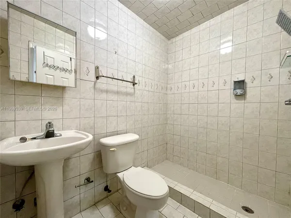 $5,200 | 2351 Southwest 92nd Place, Miami, FL 33165