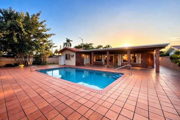 $5,200 | 2351 Southwest 92nd Place, Miami, FL 33165