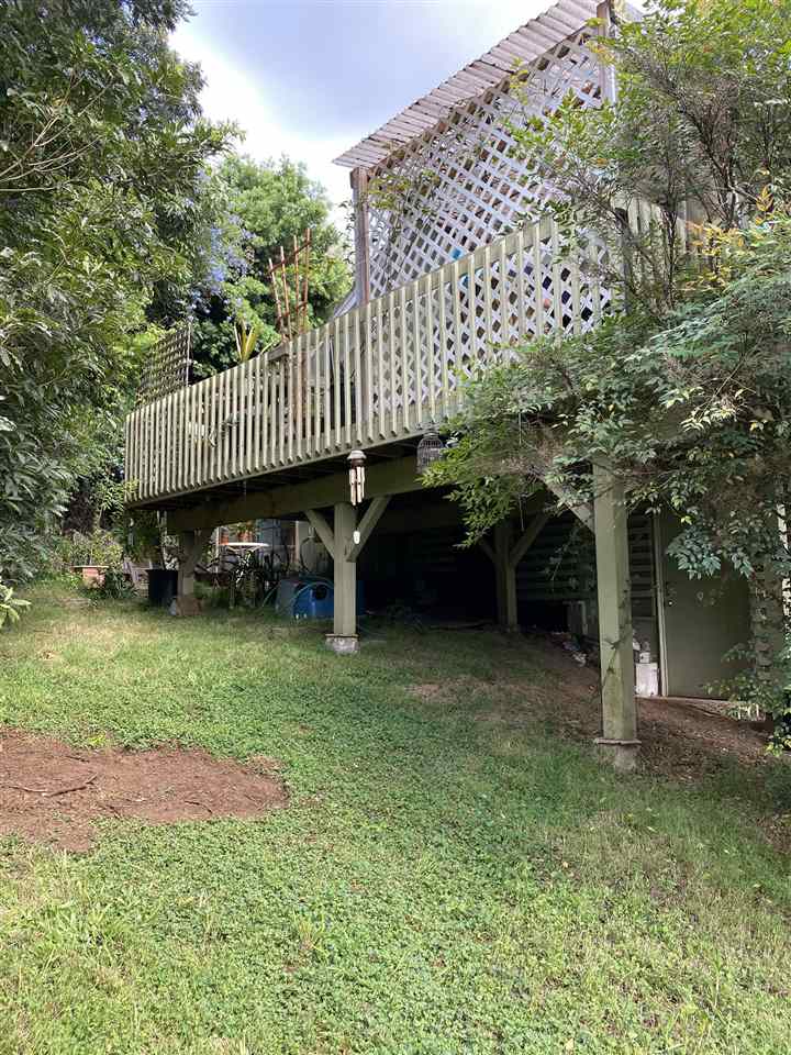 51 Kulalani Circle Kula, HI 96790 - Photo 19 of 30 a view of a patio with a yard