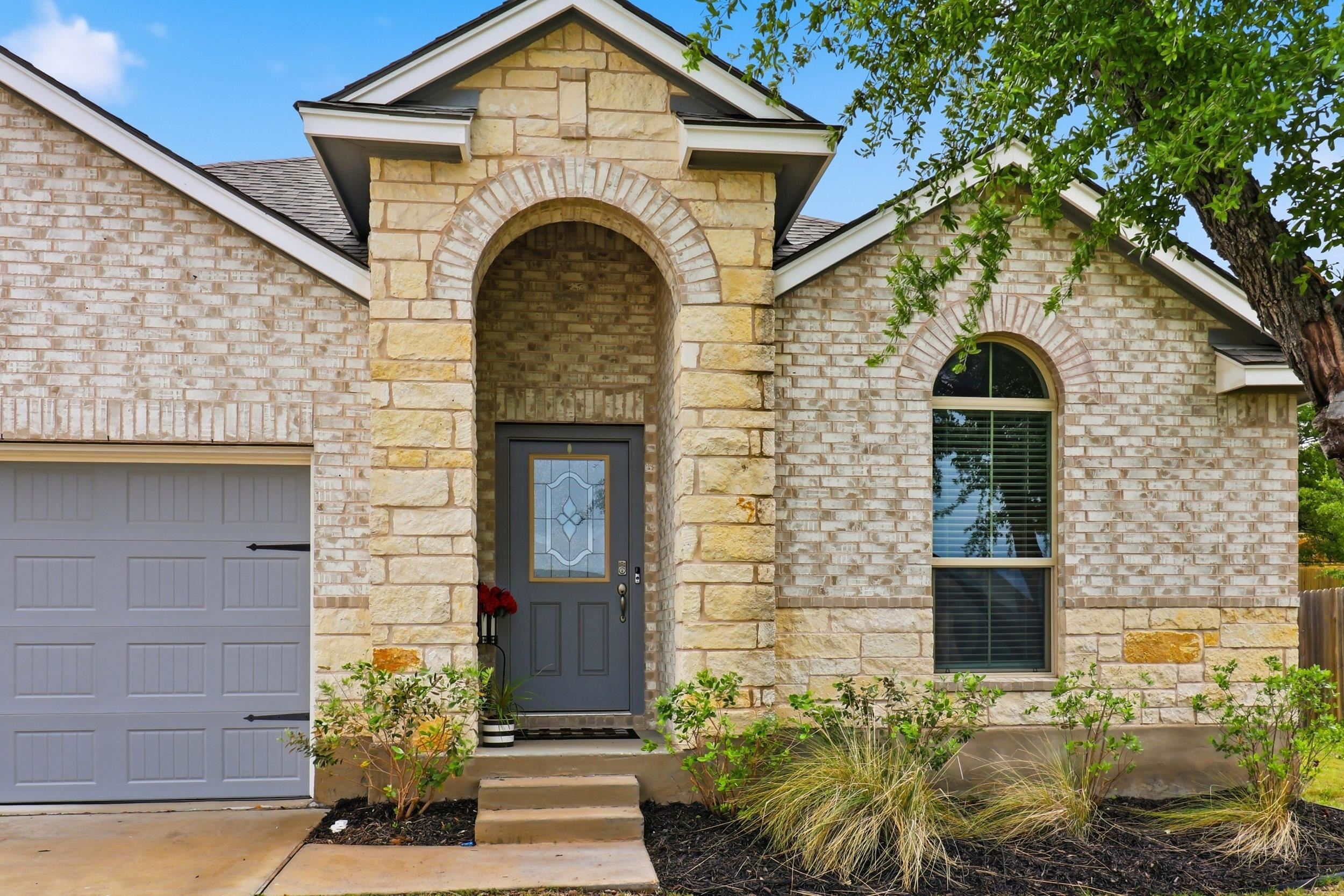 232 Cinnamon Loop Burnet, TX 78611 - Photo 4 of 30