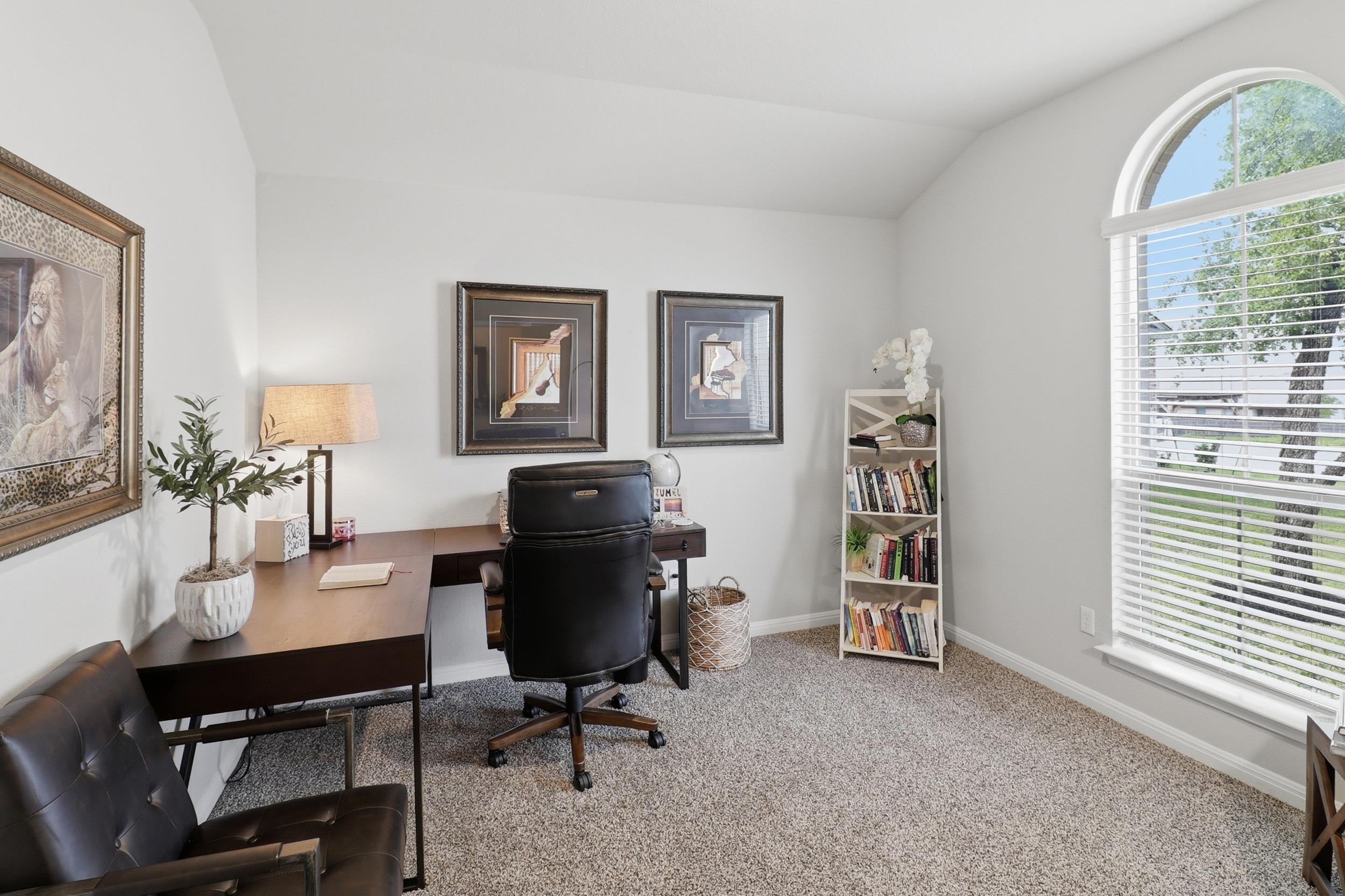 232 Cinnamon Loop Burnet, TX 78611 - Photo 6 of 30