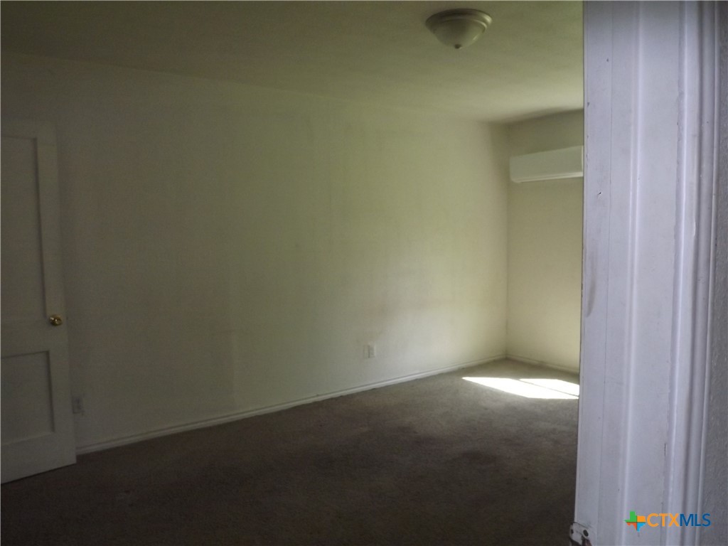 1714 Duncan Avenue Killeen, TX 76541 - Photo 15 of 24 a view of an empty room