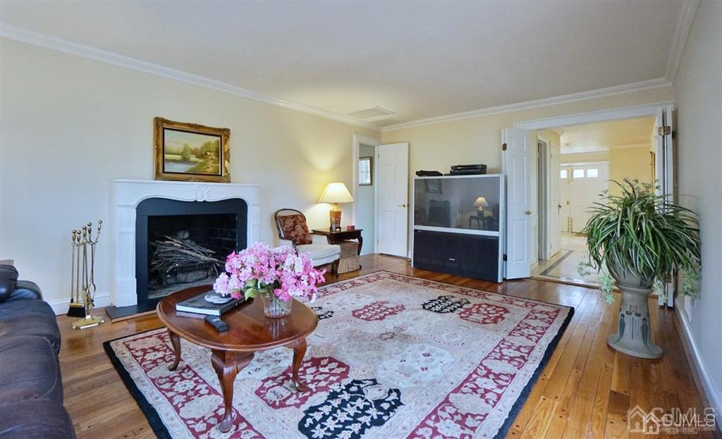 17 Boston Post Road East Brunswick, NJ 08816 - Photo 9 of 45 Gallery Image 9