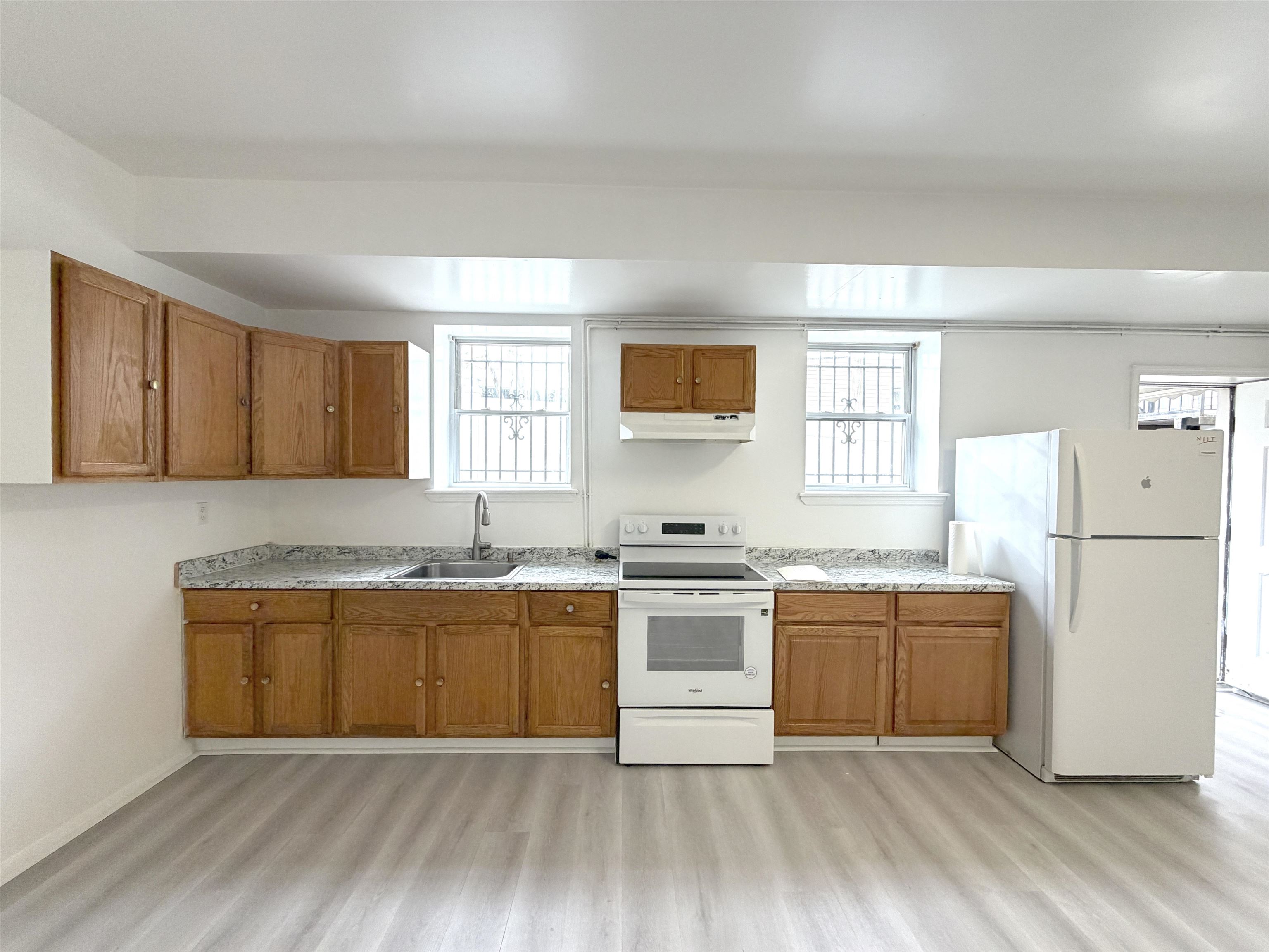 795 Secaucus Road Jersey City, NJ 07307 - Photo 9 of 30
