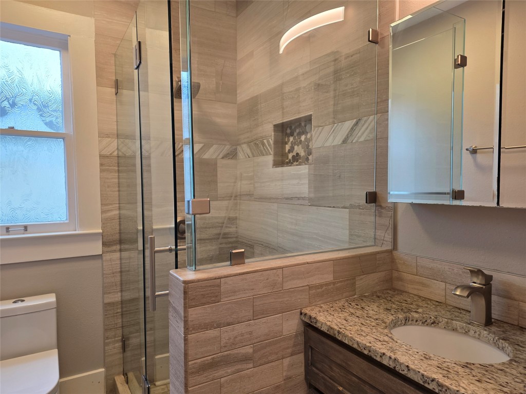 206 East 34th Street, Unit A Austin, TX 78705 - Photo 11 of 18