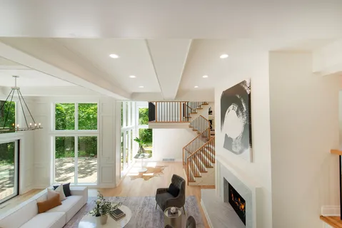 $3,750,000 | 1221 Loch Lane, Lake Forest, IL 60045
