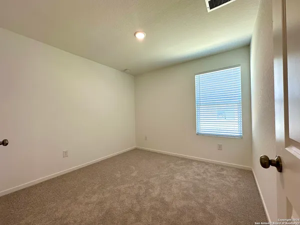 $1,600 | 523 Paul Canyon, San Antonio, TX 78253