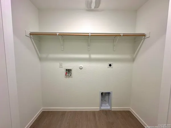 $1,600 | 523 Paul Canyon, San Antonio, TX 78253