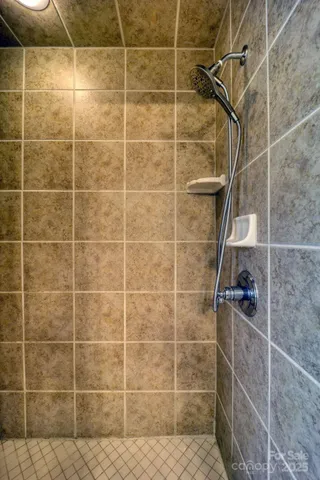 $525,000 | 180 Windy Knoll, Banner Elk, NC 28604