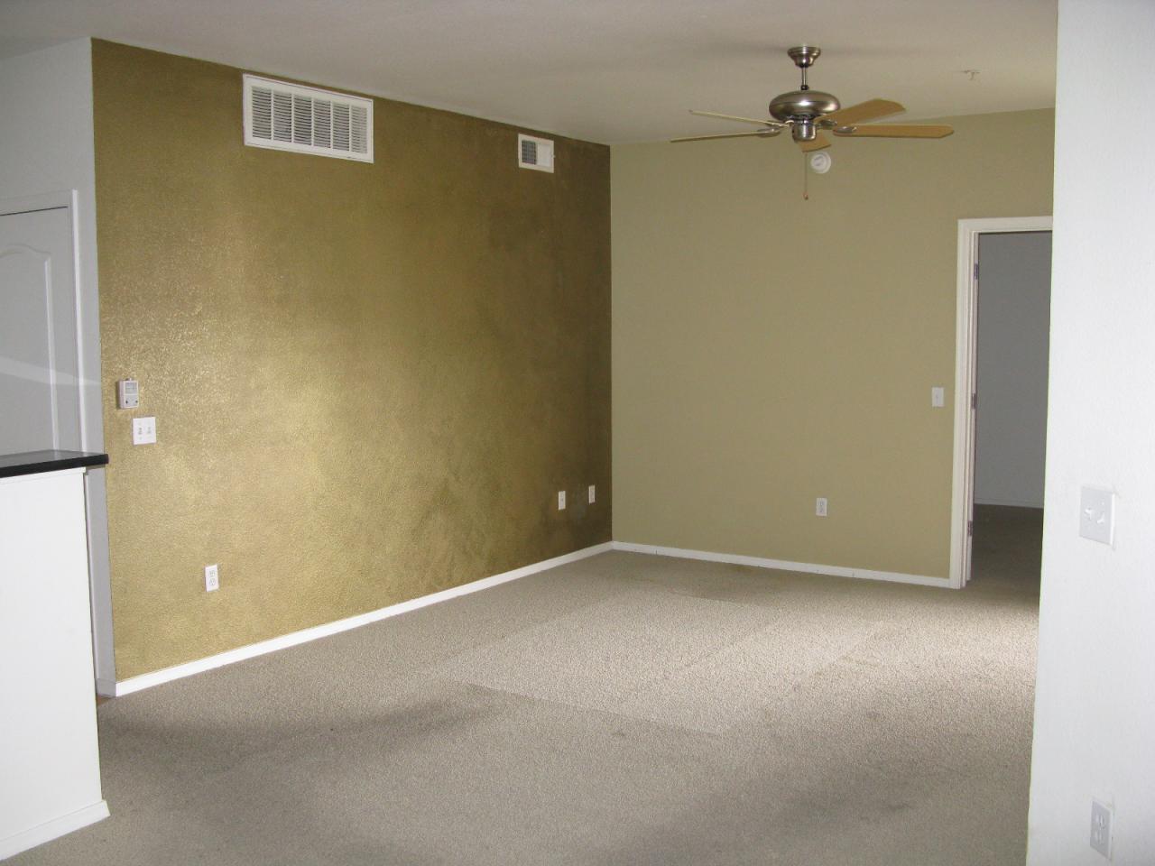 1701 East Colter Street, Unit 465 Phoenix, AZ 85016 - Photo 3 of 12 great, great room