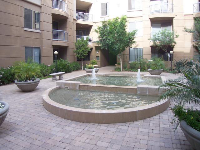 1701 East Colter Street, Unit 465 Phoenix, AZ 85016 - Photo 10 of 12 community courtyard