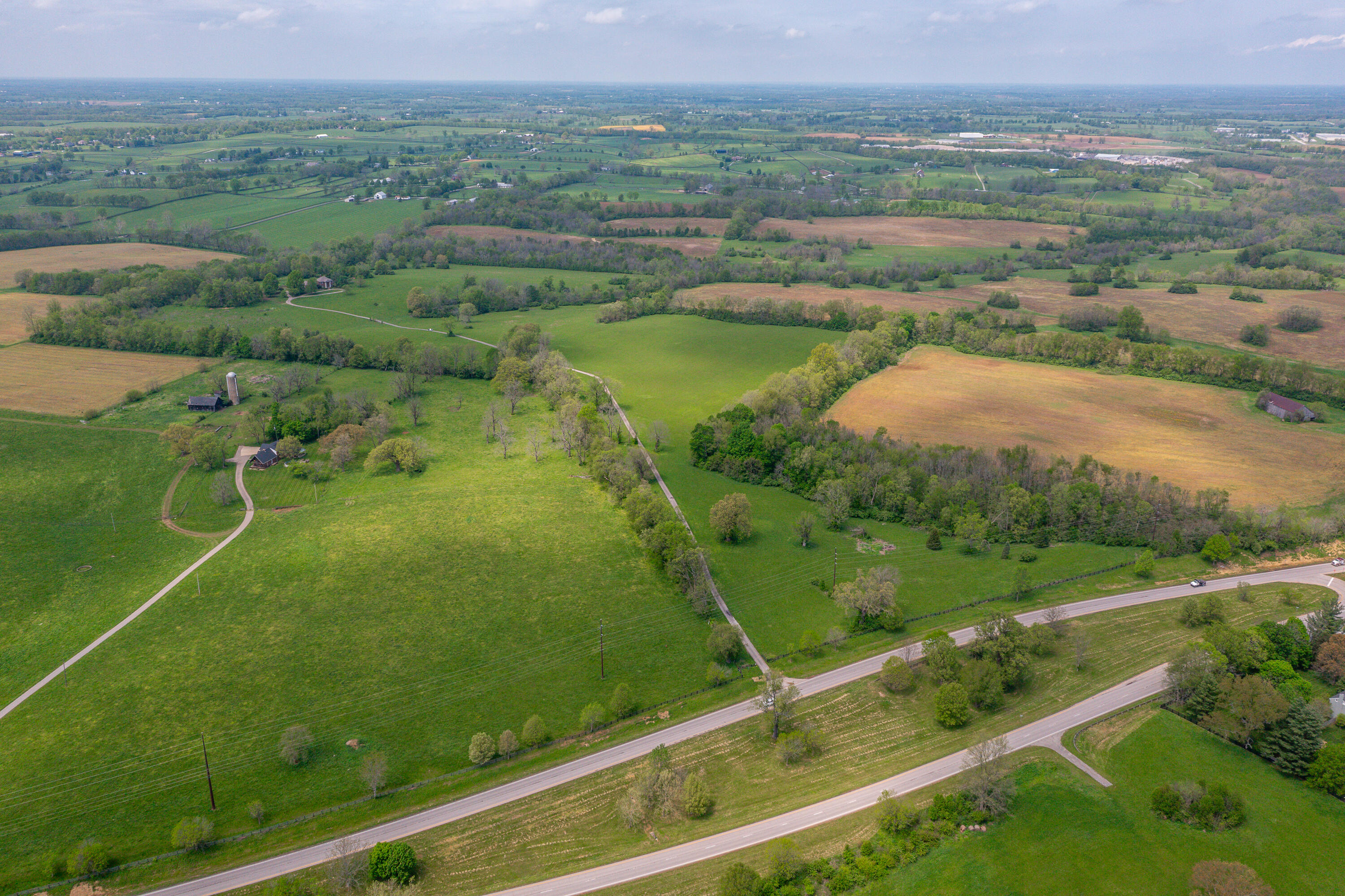 4440 B Lexington Road Paris, KY 40361 - Photo 5 of 14 5