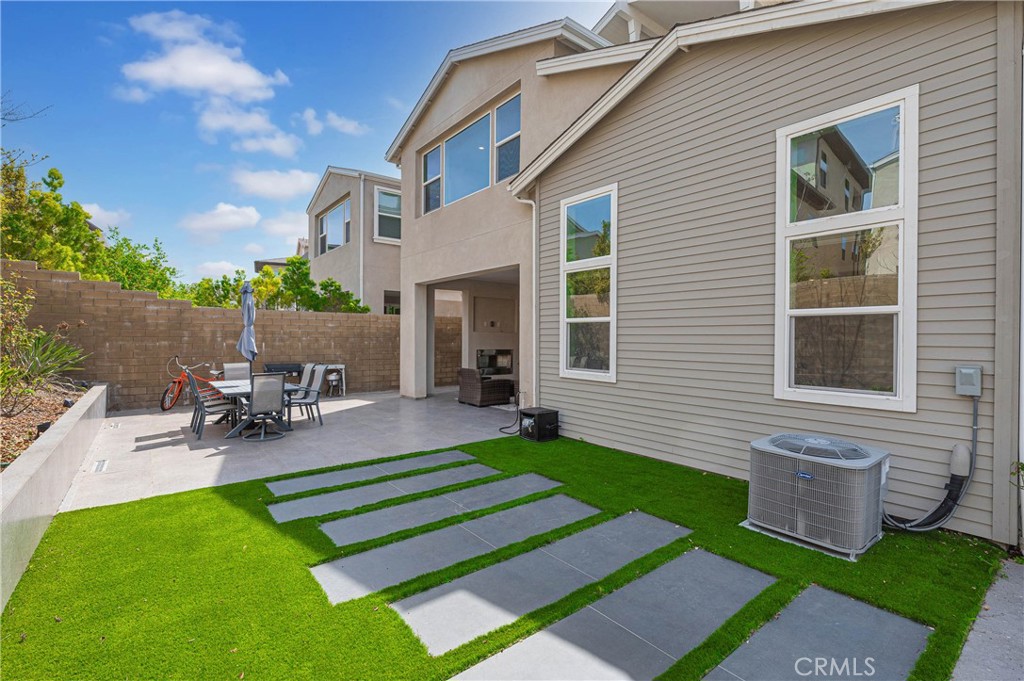 125 Source Irvine, CA 92618 - Photo 4 of 37