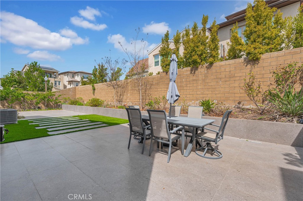 125 Source Irvine, CA 92618 - Photo 6 of 37