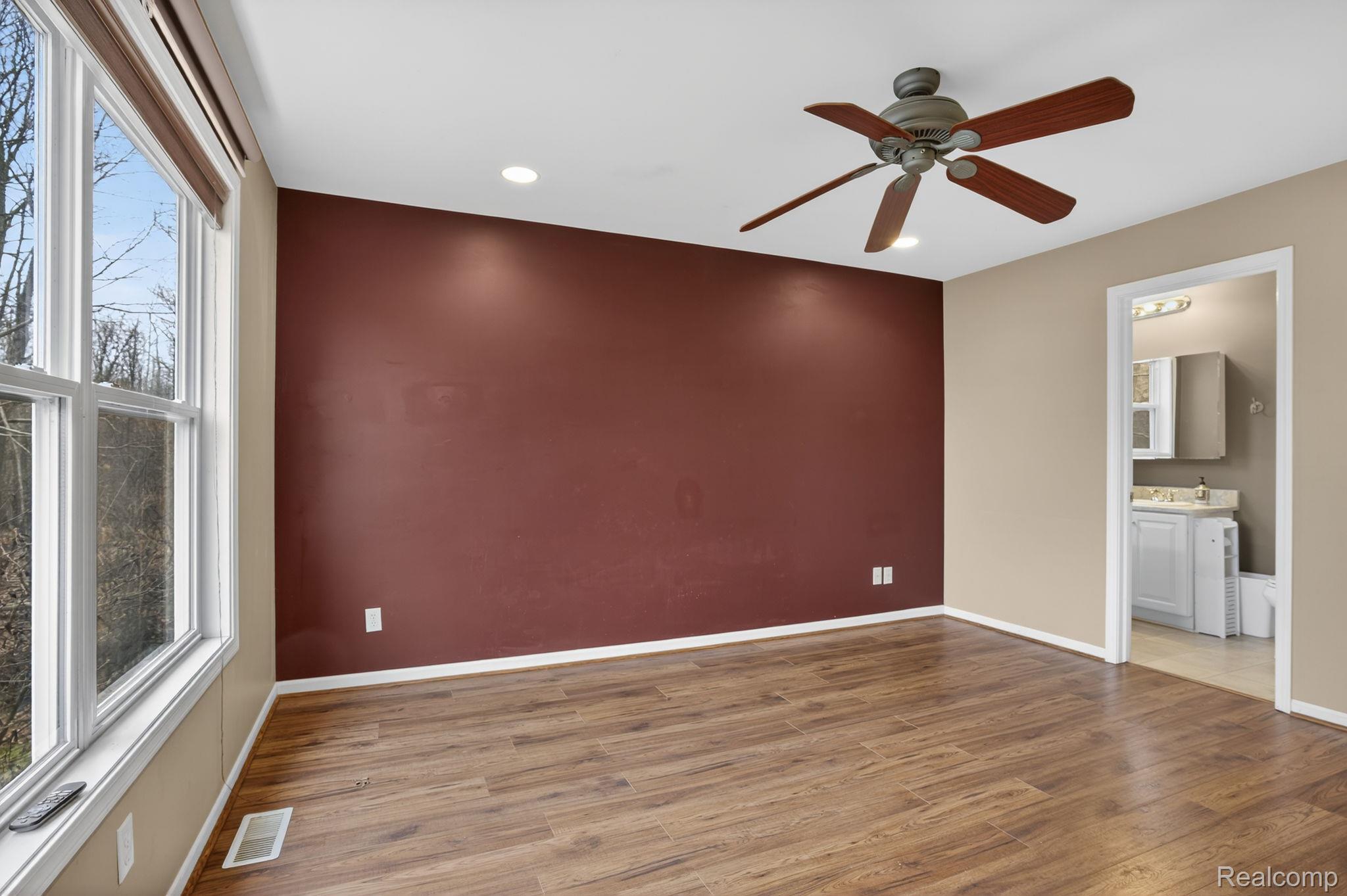 9055 Hegel Road Grand Blanc, MI 48439 - Photo 32 of 62 22-web-or-mls-DSC_0785.jpg