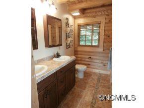 994 Calvin Edney Road Mars Hill, NC 28754 - Photo 12 of 23 Gallery Image 12
