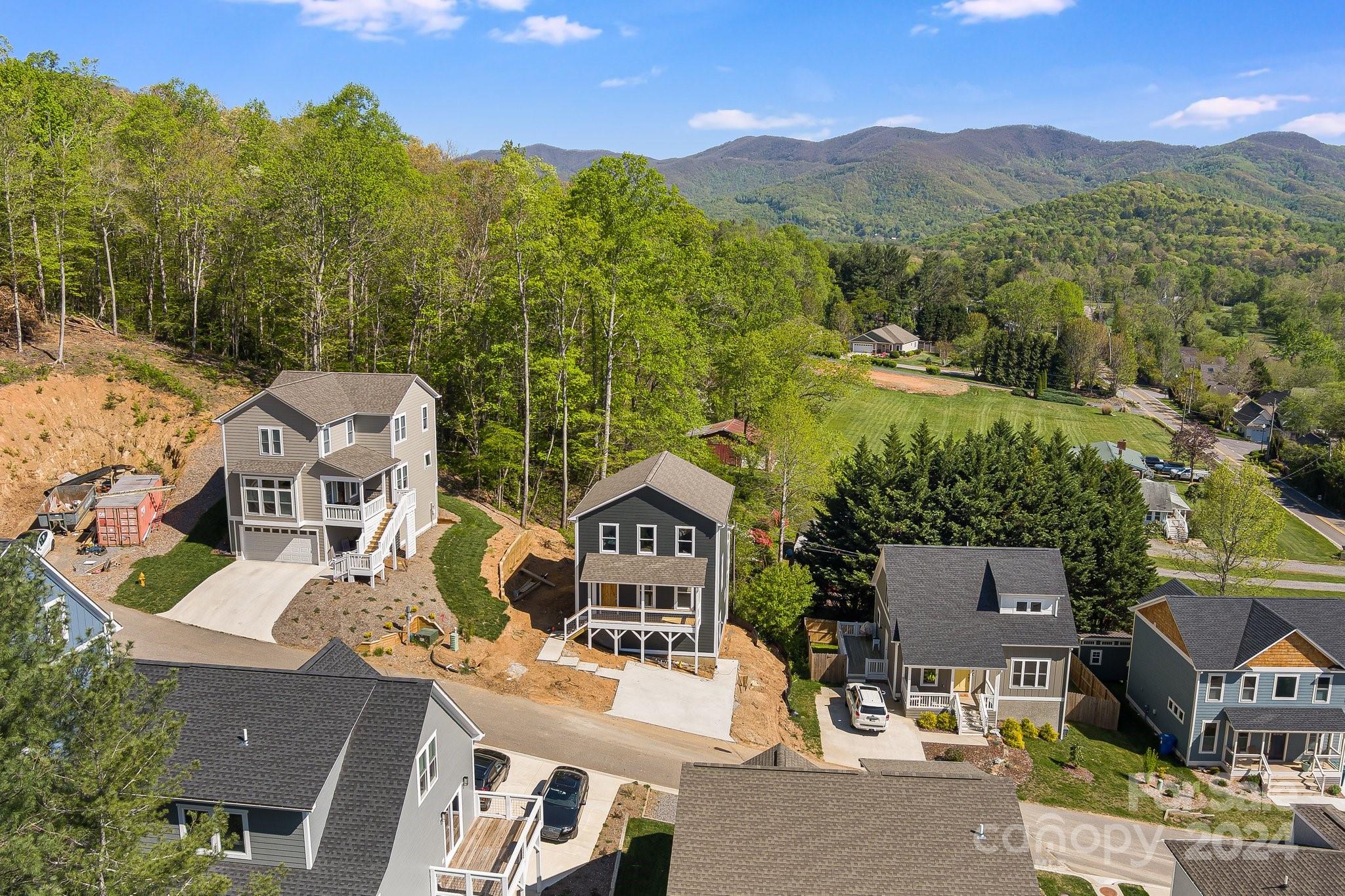 307 Magnolia Ridge Road, Unit 3 Swannanoa, NC 28778 - Photo 33 of 36 Gallery Image 33