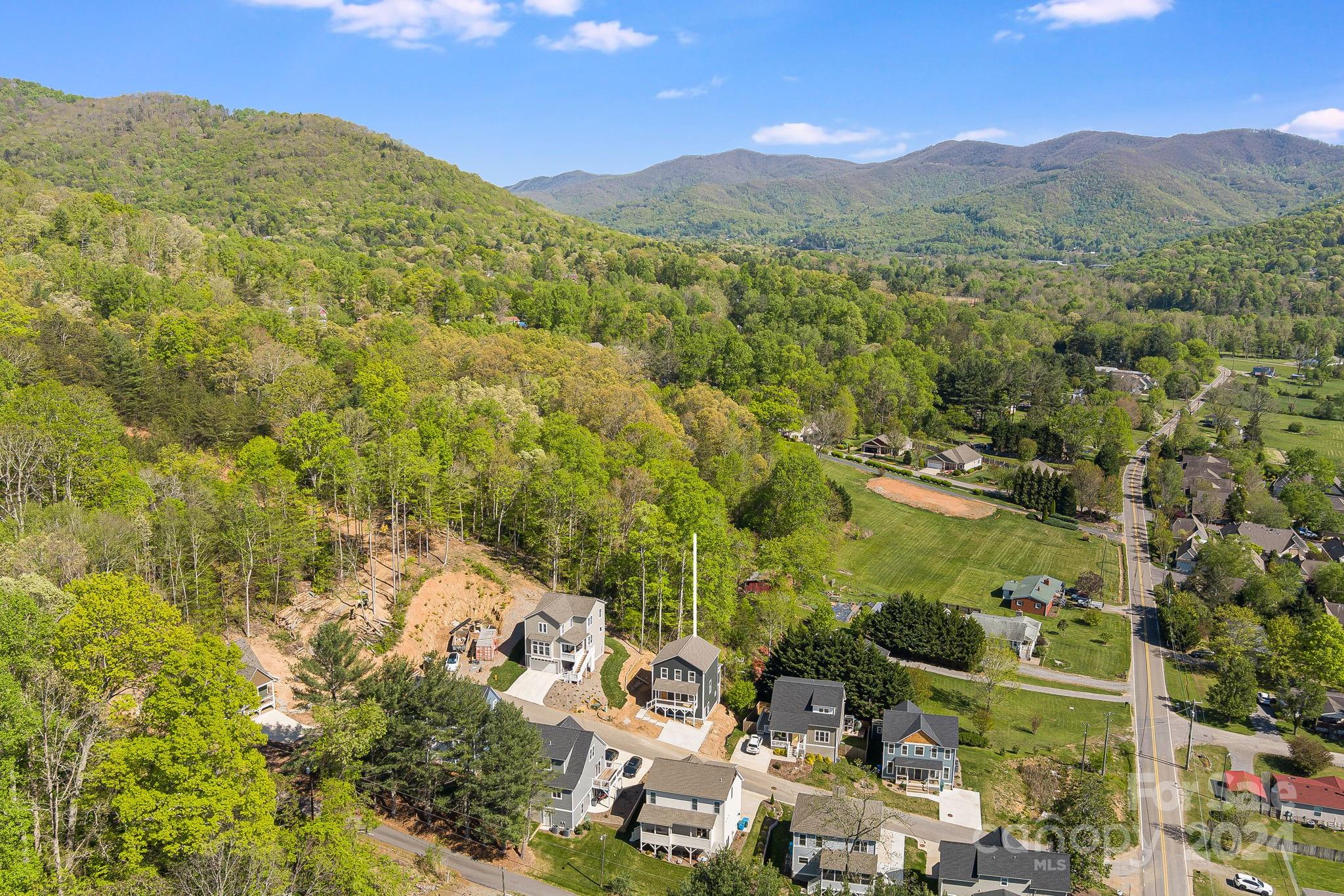 307 Magnolia Ridge Road, Unit 3 Swannanoa, NC 28778 - Photo 36 of 36 Gallery Image 36