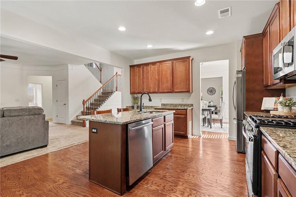 364 Ivy Chase Loop Dallas, GA 30157 - Photo 10 of 36 Gallery Image 10