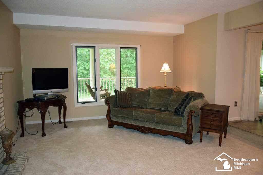 7378 Creeksbend Road Lambertville, MI 48144 - Photo 9 of 25 Family Room View 2