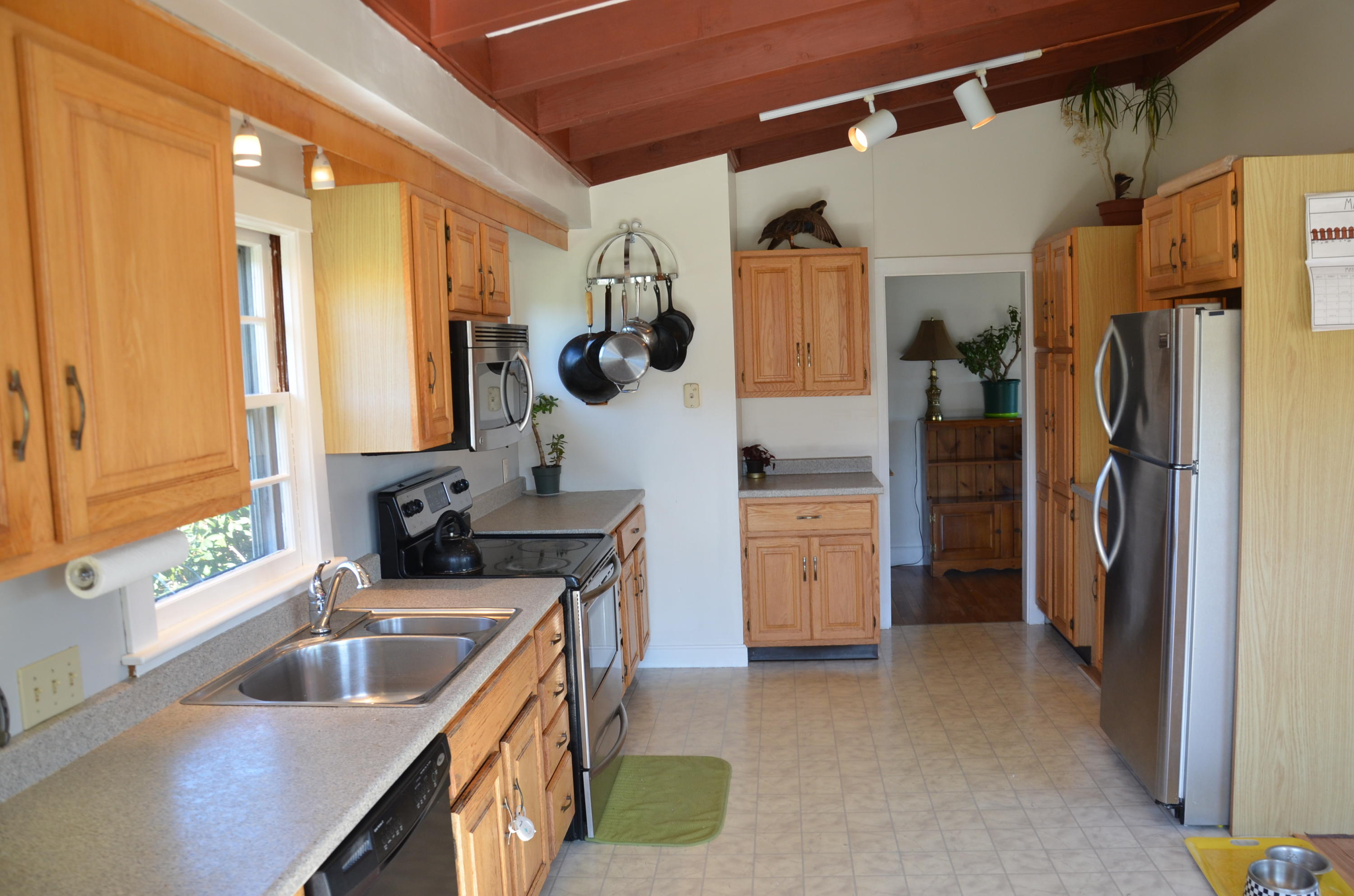 29 Longfellow Road Gorham, ME 04038 - Photo 6 of 36 DSC_2228