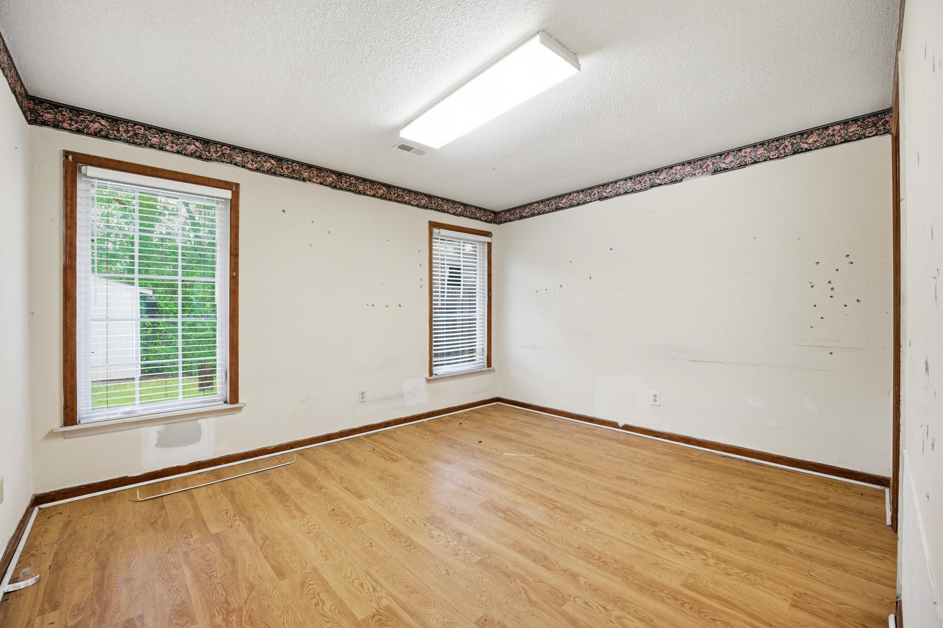 522 Temple Road Ladson, SC 29456 - Photo 12 of 24 FC69F1DD-A1F0-4F71-9BC6-D76A603E2EE0