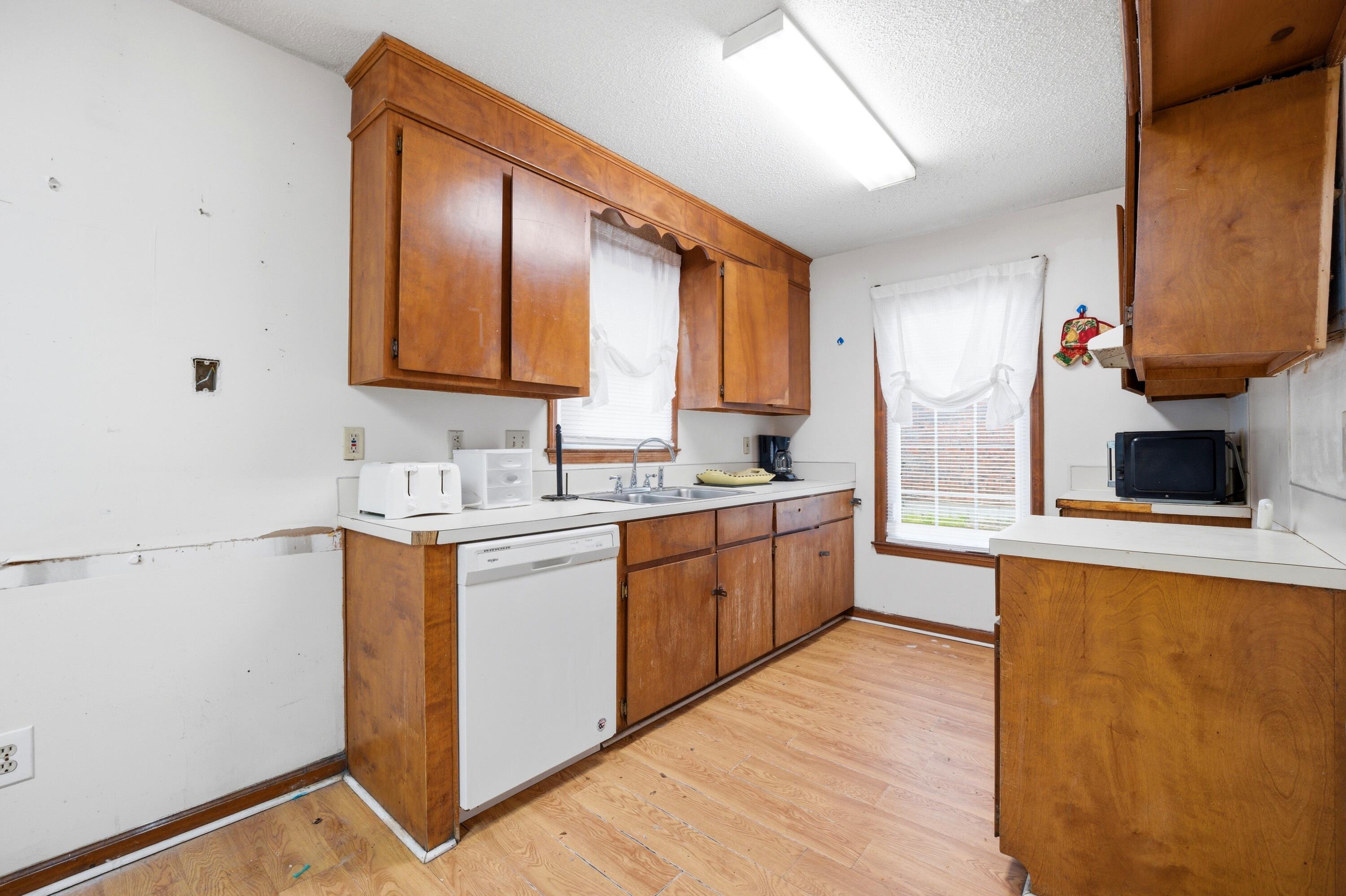 522 Temple Road Ladson, SC 29456 - Photo 10 of 24 E93C0A0D-0F7F-4251-AB9D-19A1D092CB52