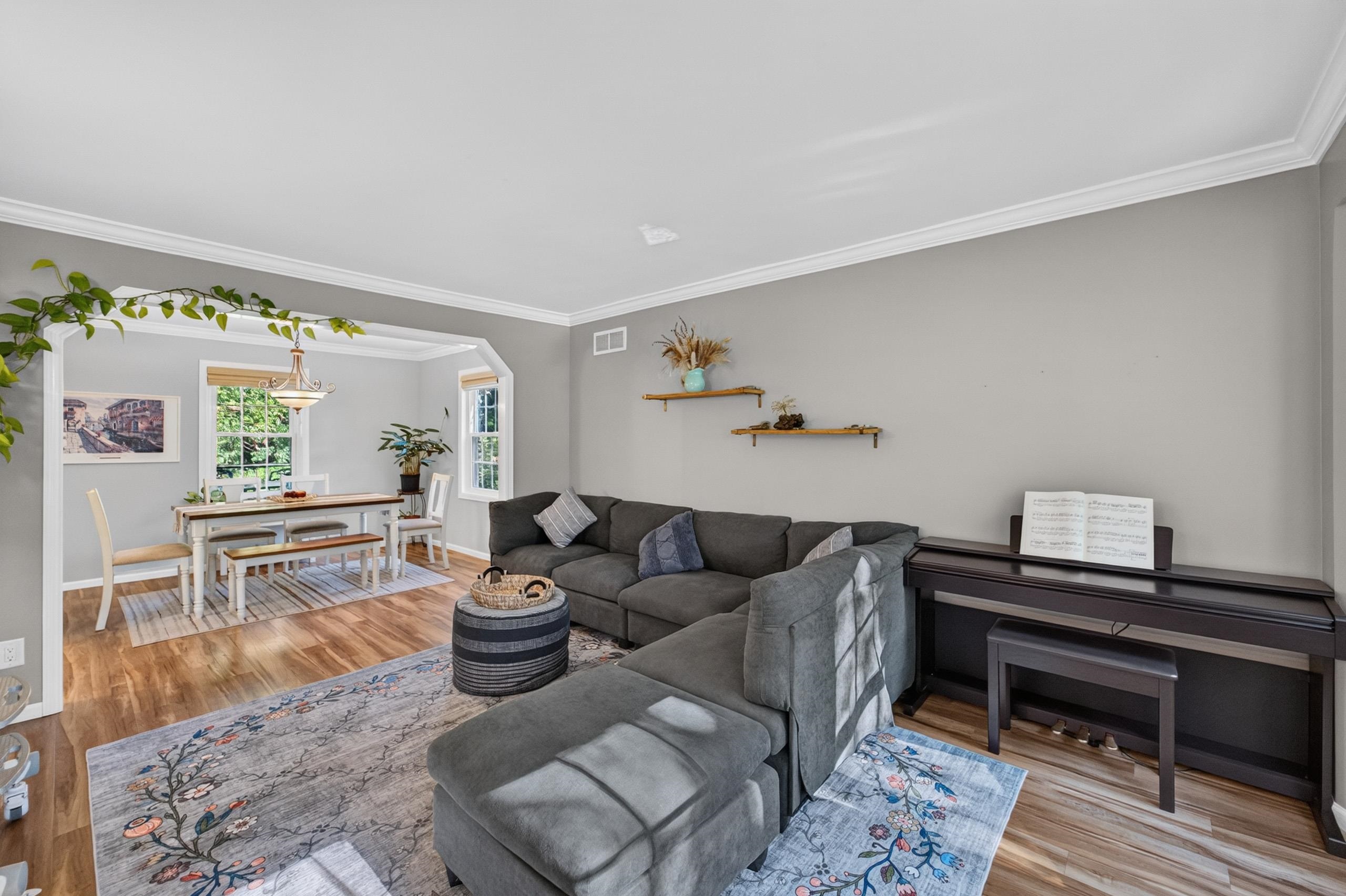 8 Darien Circle Madison, WI 53717 - Photo 4 of 54
