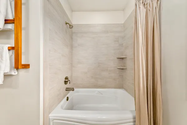 $799,900 | S67W17672 Copper Oaks Court, Muskego, WI 53150