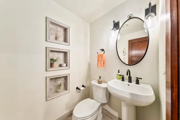 $799,900 | S67W17672 Copper Oaks Court, Muskego, WI 53150