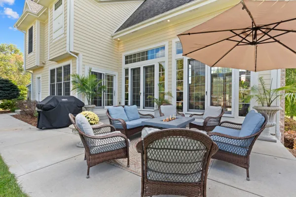 $799,900 | S67W17672 Copper Oaks Court, Muskego, WI 53150