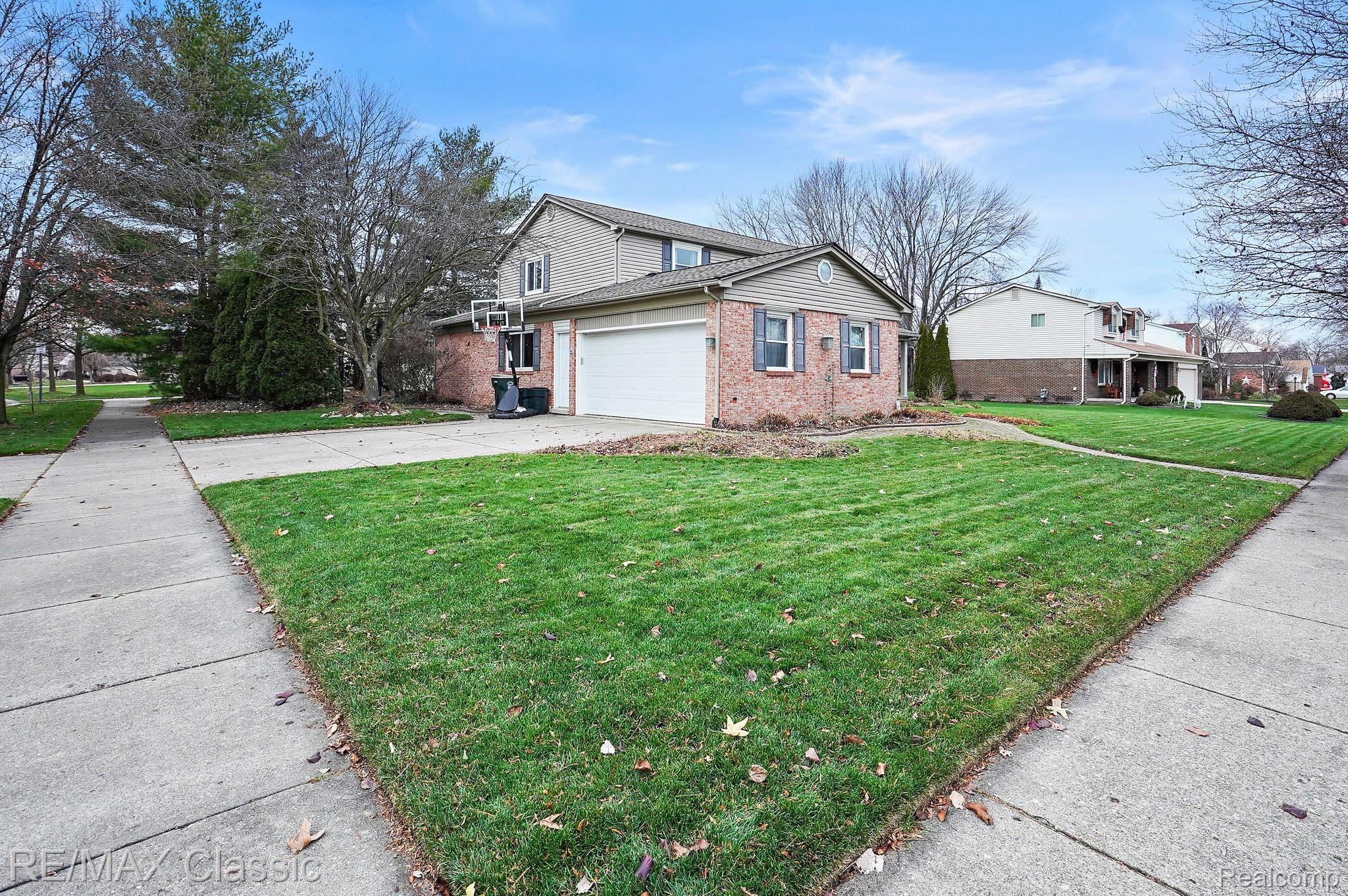 7373 Chichester Road Canton, MI 48187 - Photo 31 of 31 DSC01362.jpg
