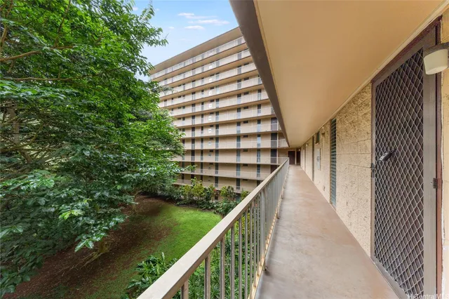 $399,000 | 95-273 Waikalani Drive, Unit D501, Mililani, HI 96789