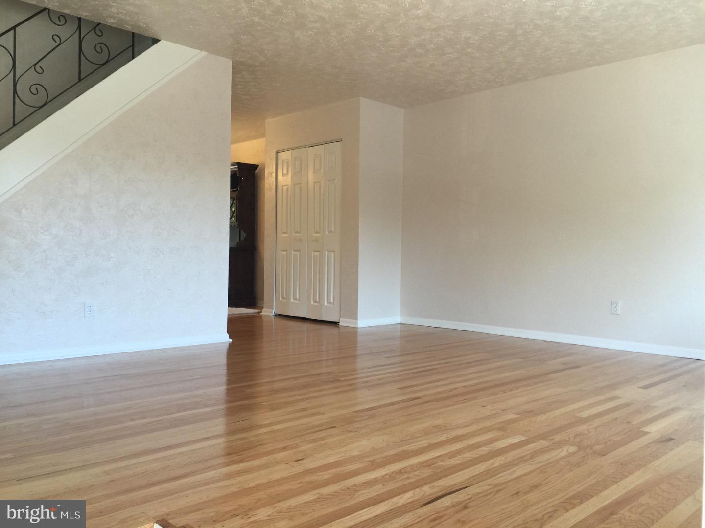 3578 Teton Road Philadelphia, PA 19154 - Photo 3 of 24