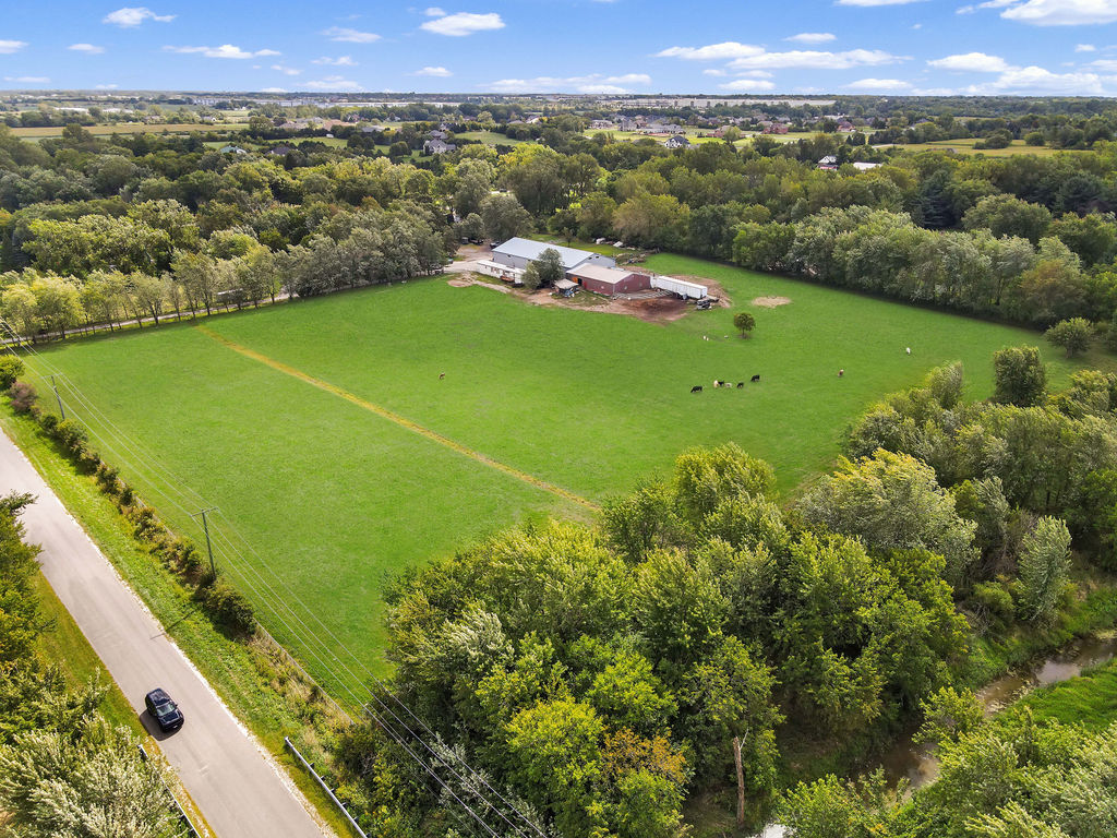 7245 West Dralle Road Monee, IL 60449 - Photo 73 of 73 a view of a city with an ocean