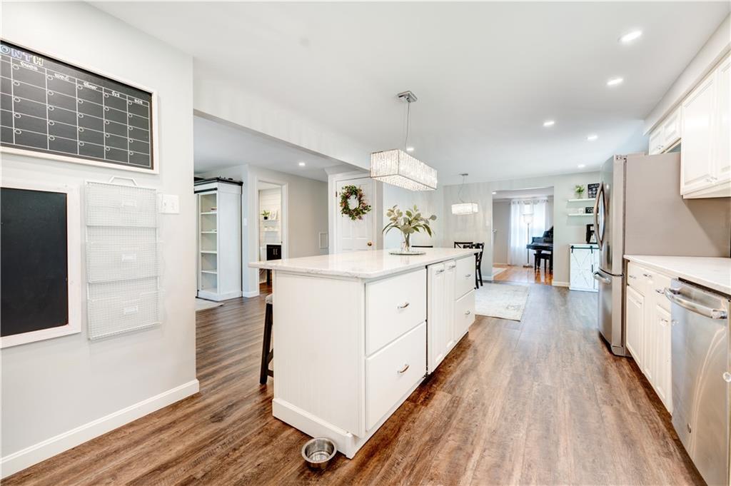 2374 Cramden Road Pittsburgh, PA 15241 - Photo 6 of 24