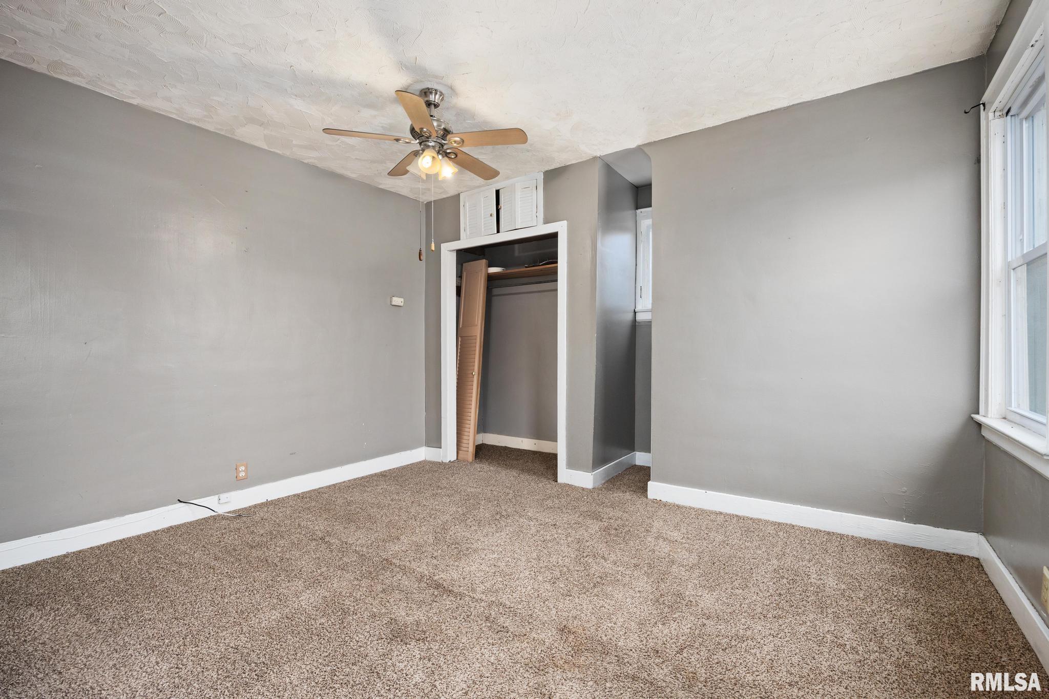 428 Roberts Street Creve Coeur, IL 61610 - Photo 17 of 28