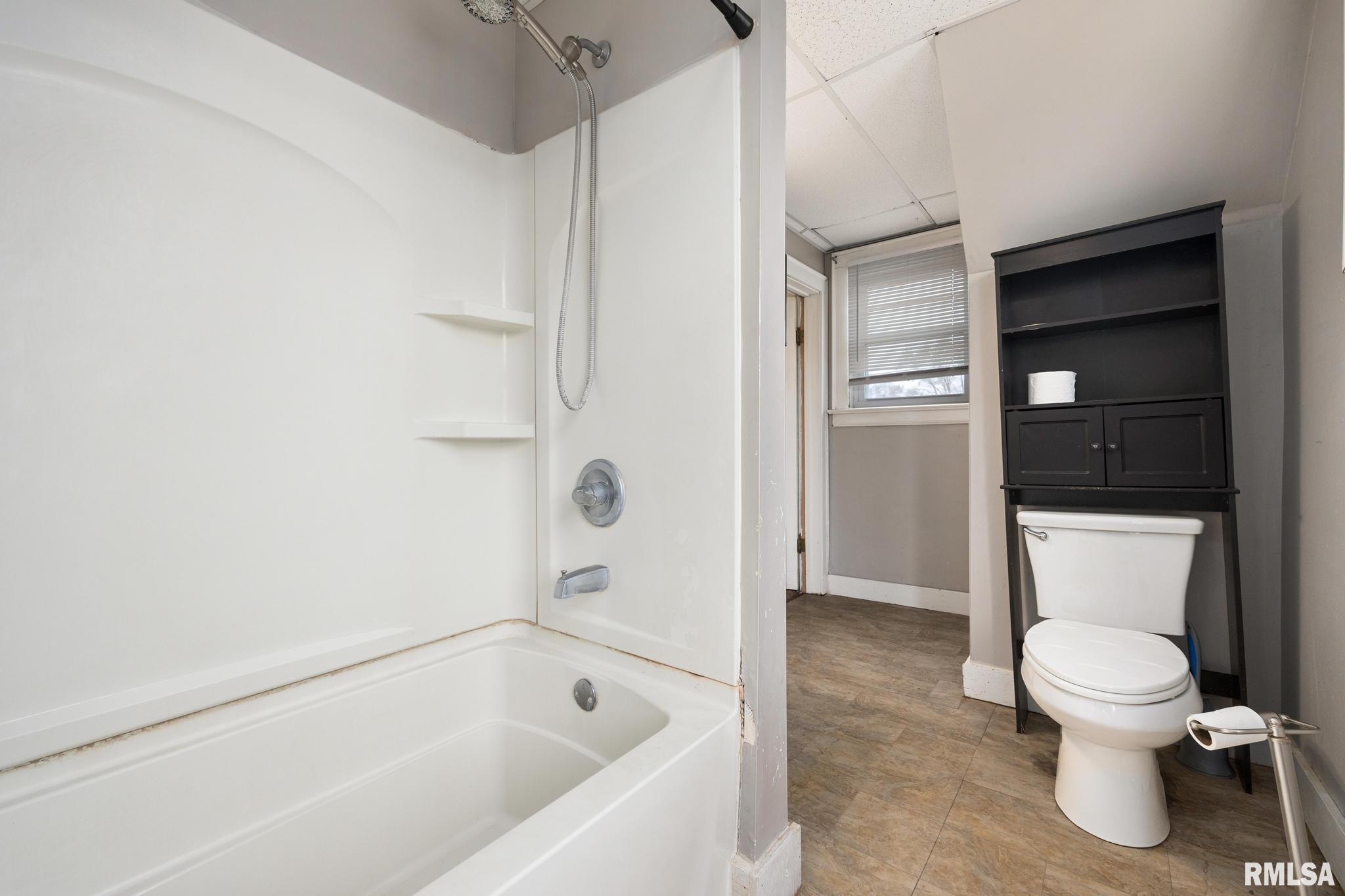 428 Roberts Street Creve Coeur, IL 61610 - Photo 20 of 28