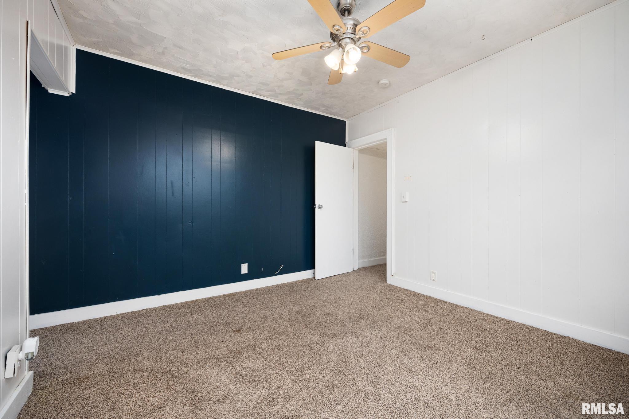 428 Roberts Street Creve Coeur, IL 61610 - Photo 24 of 28