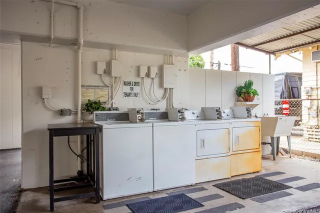 $1,650 | 727 Pumehana Street, Unit 303, Honolulu, HI 96826