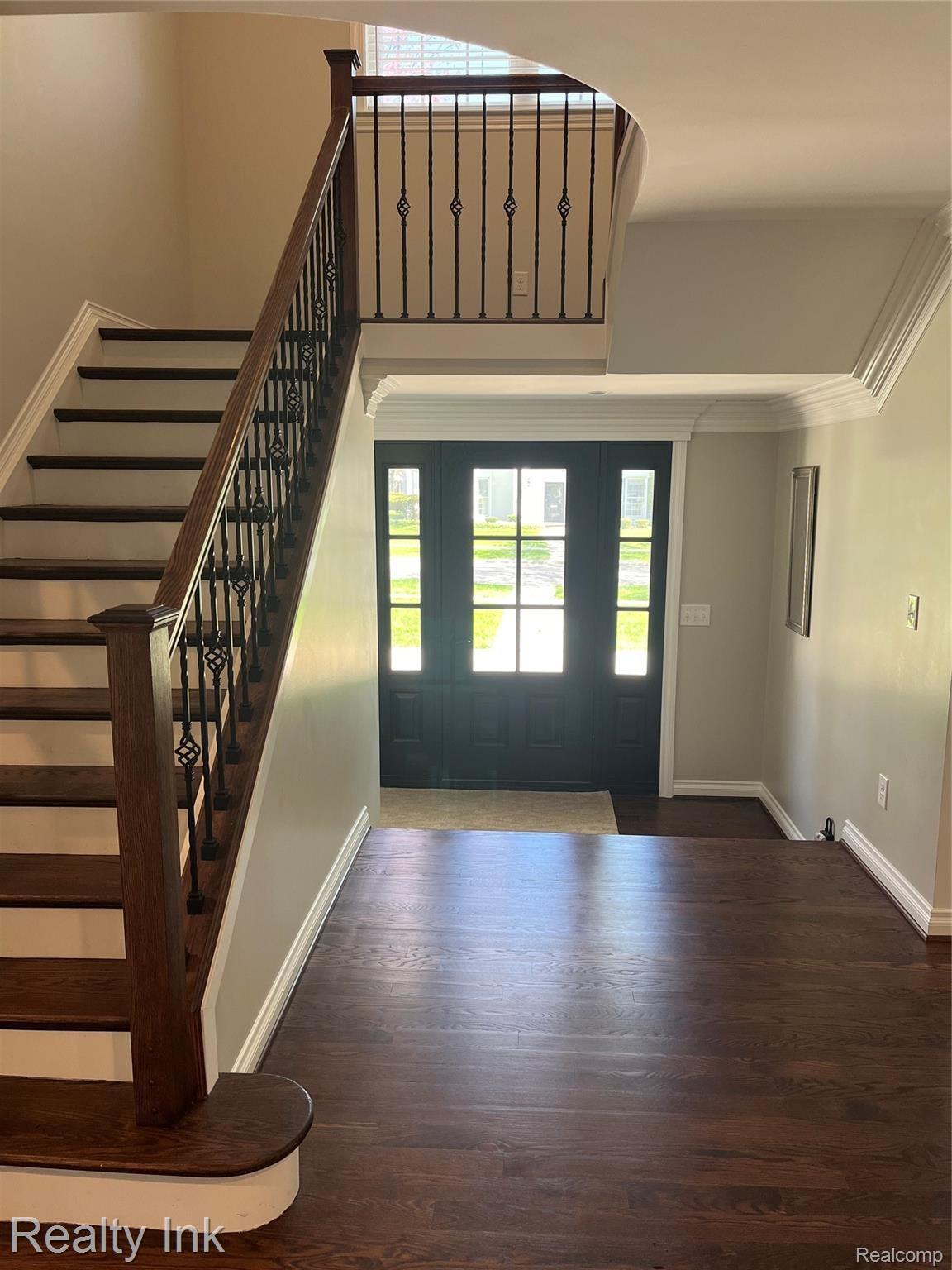 55 Stephens Road Grosse Pointe, MI 48236 - Photo 4 of 35 6E56C8E7-816B-4149-8AD4-D985753E59C5.jpeg