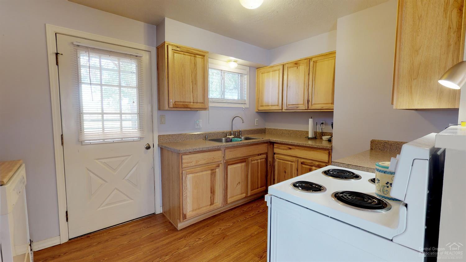 18665 Couch Market Road Bend, OR 97703 - Photo 12 of 23 Gallery Image 12