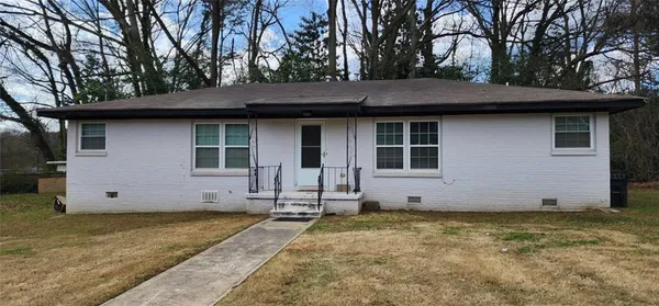 a house view with a garden