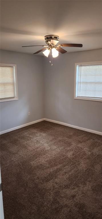 2975 Jones Street Atlanta, GA 30344 - Photo 4 of 4 a view of a livingroom with a fan