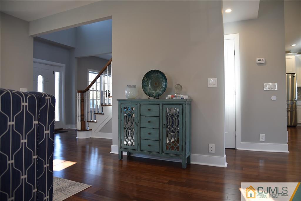 15 Wendy Road Colonia, NJ 07067 - Photo 7 of 40 Gallery Image 7